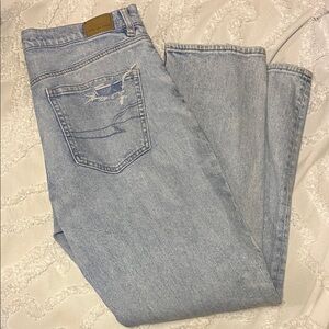 American Eagle 90’s style Jeans
